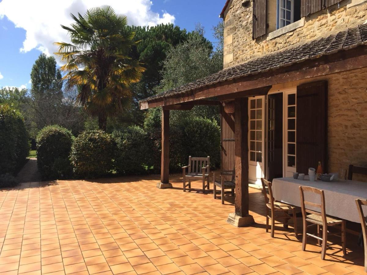 Gite Le Domaine Aubazen La Chapelle-Aubareil Kültér fotó